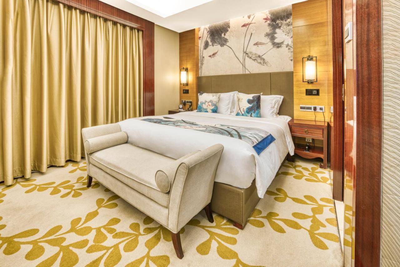 Enlux Hotel Csinan Kültér fotó