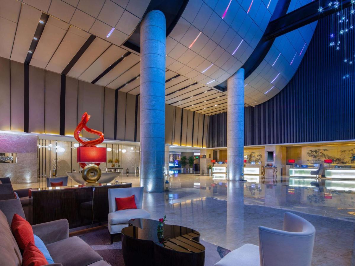 Enlux Hotel Csinan Kültér fotó