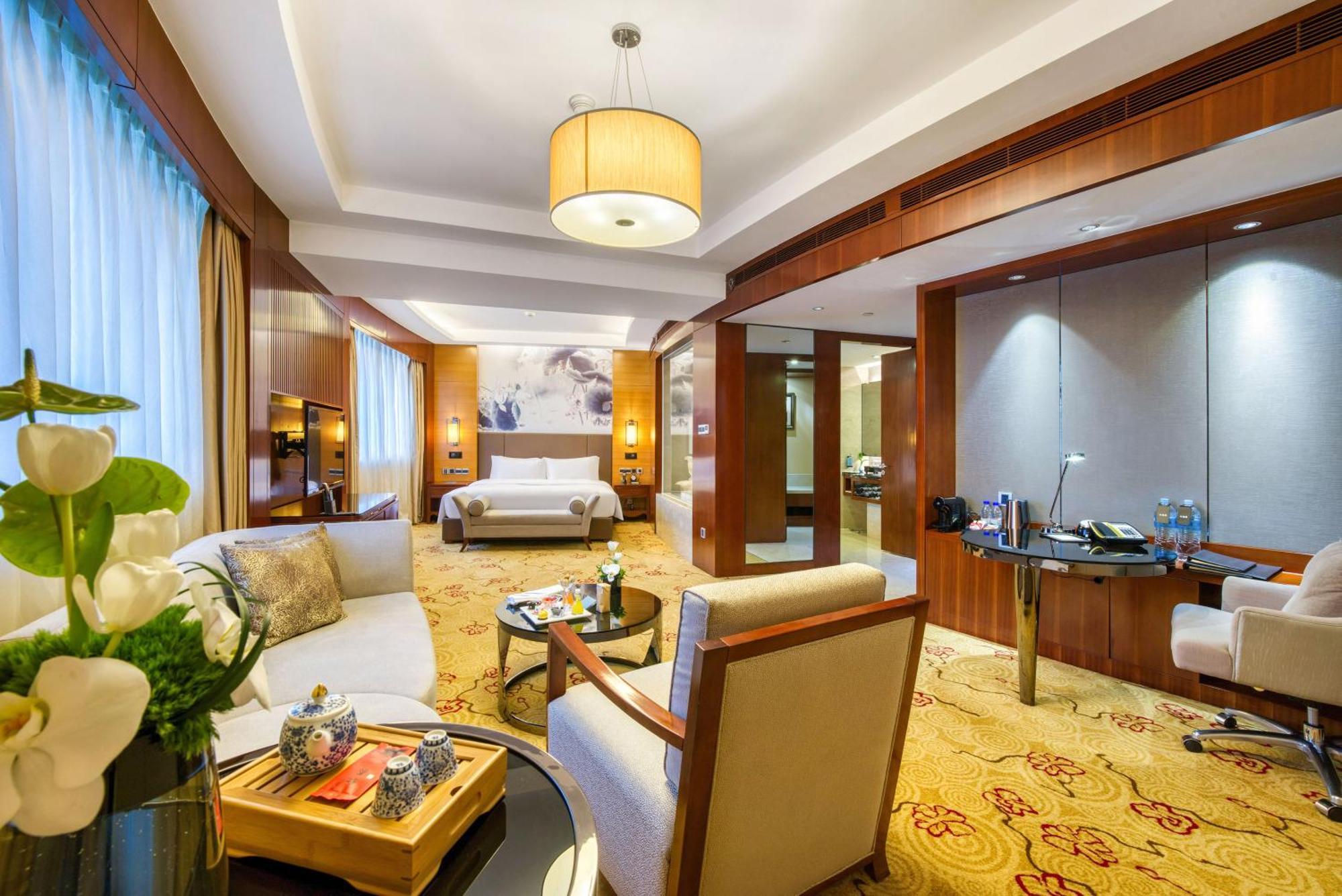 Enlux Hotel Csinan Kültér fotó